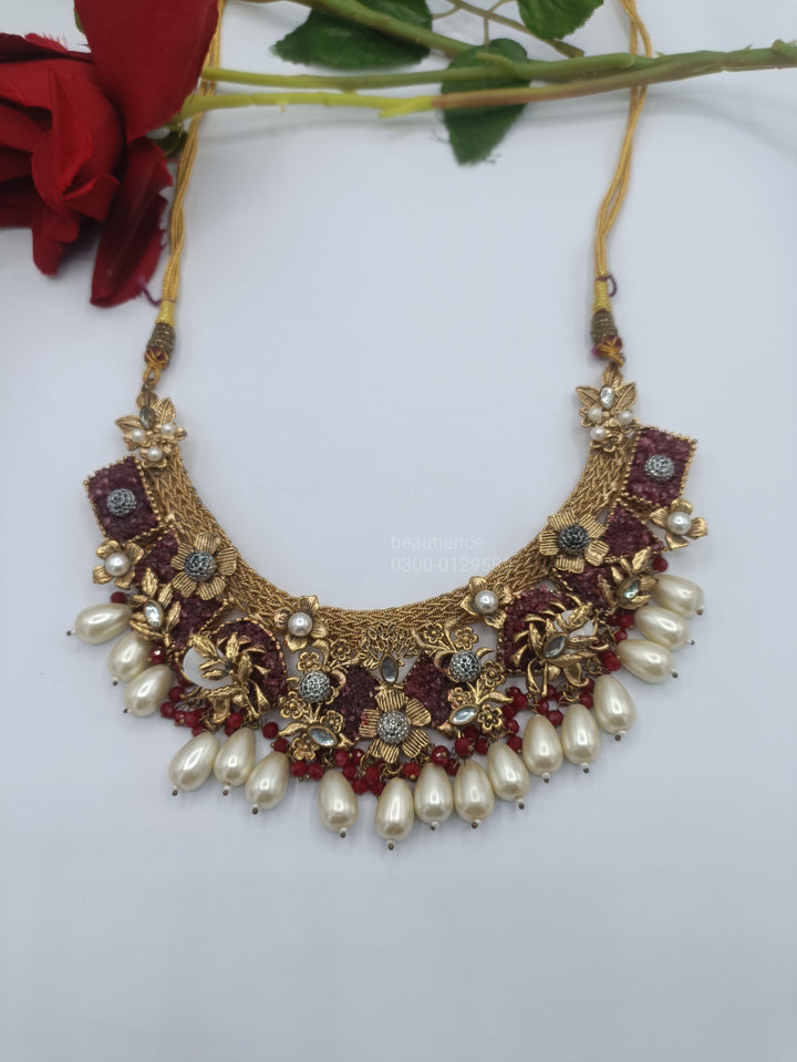 CRUSH NECKLACE