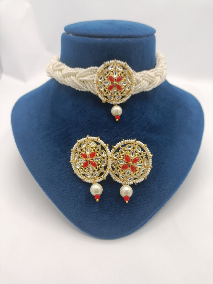 Kundan choker