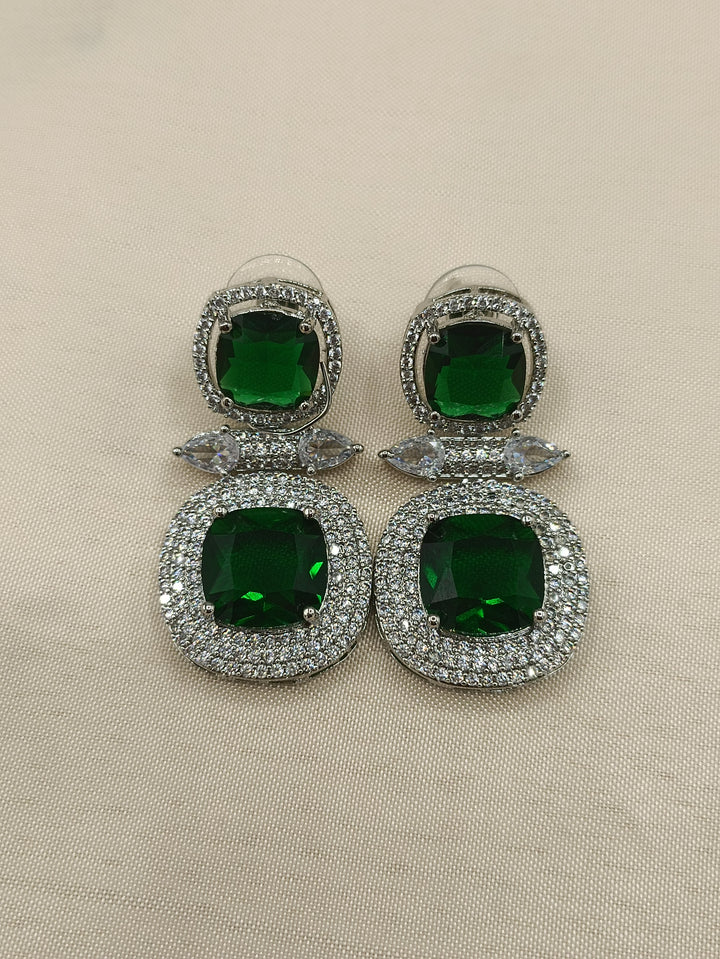 Square premium diamond earrings