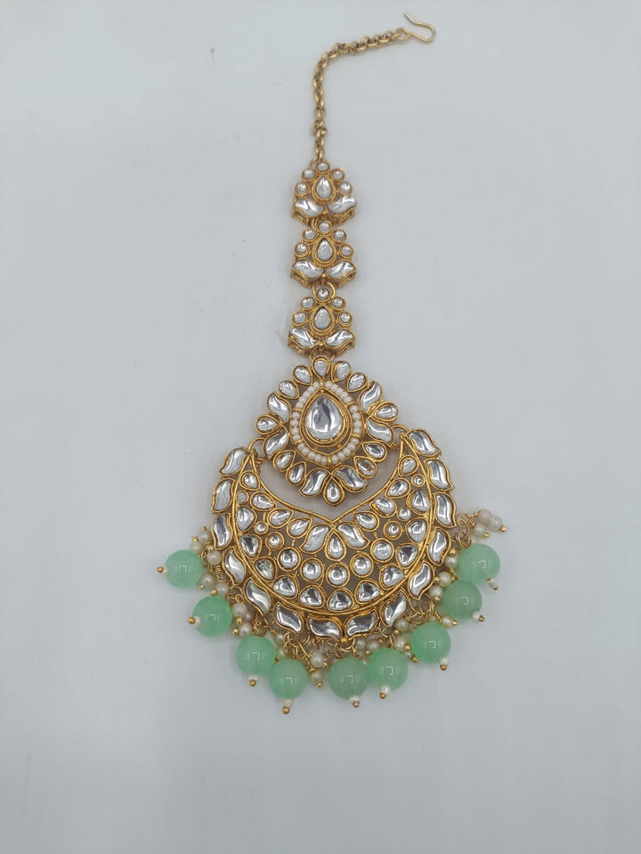 Traditional Kundan bridal set