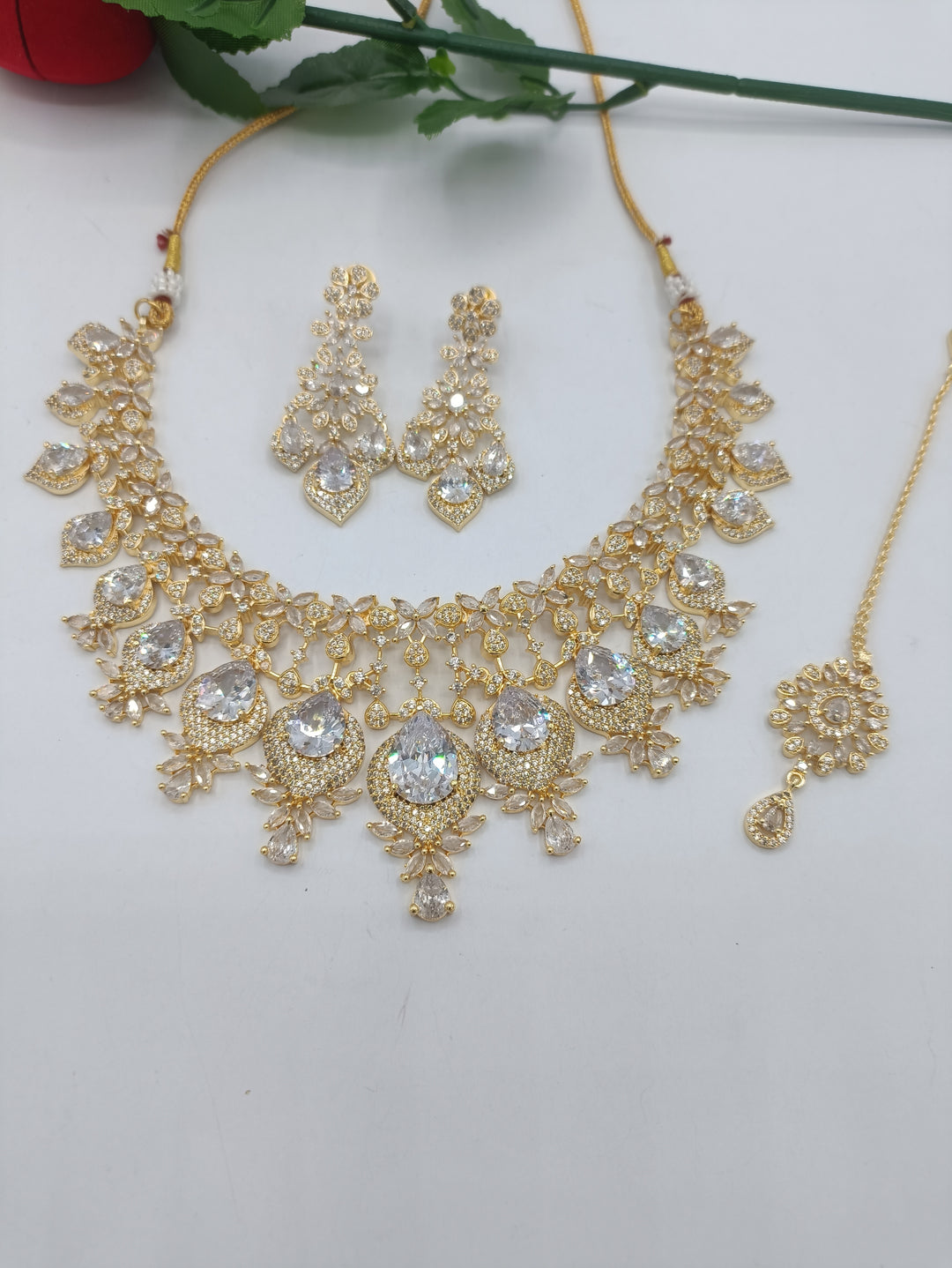 Diamond style set