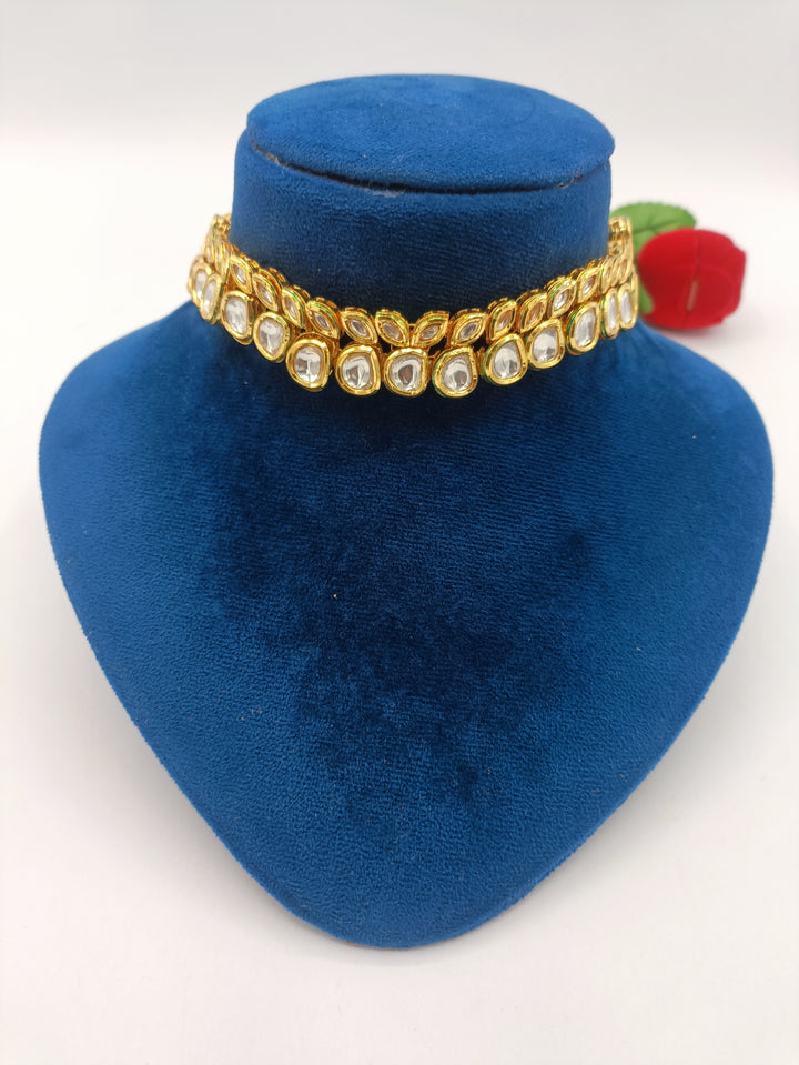 Elegant Kundan choker