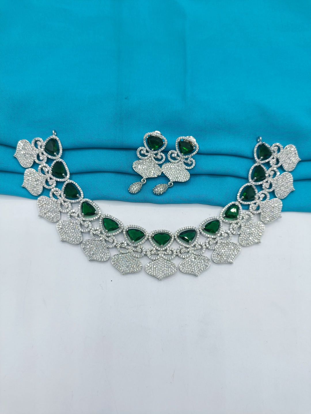 Pretty diamond cut necklace