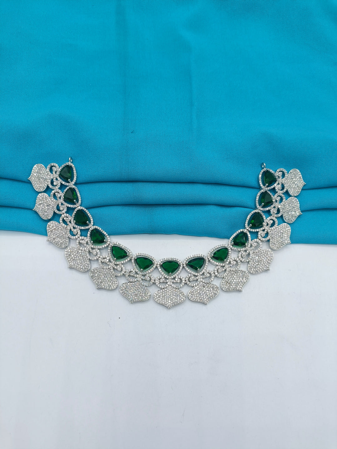 Emerald green Diamond necklace