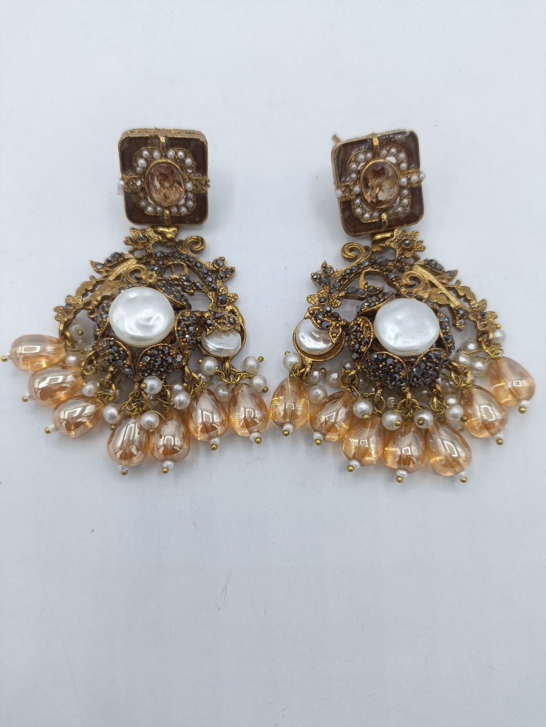 Statement Champion choker