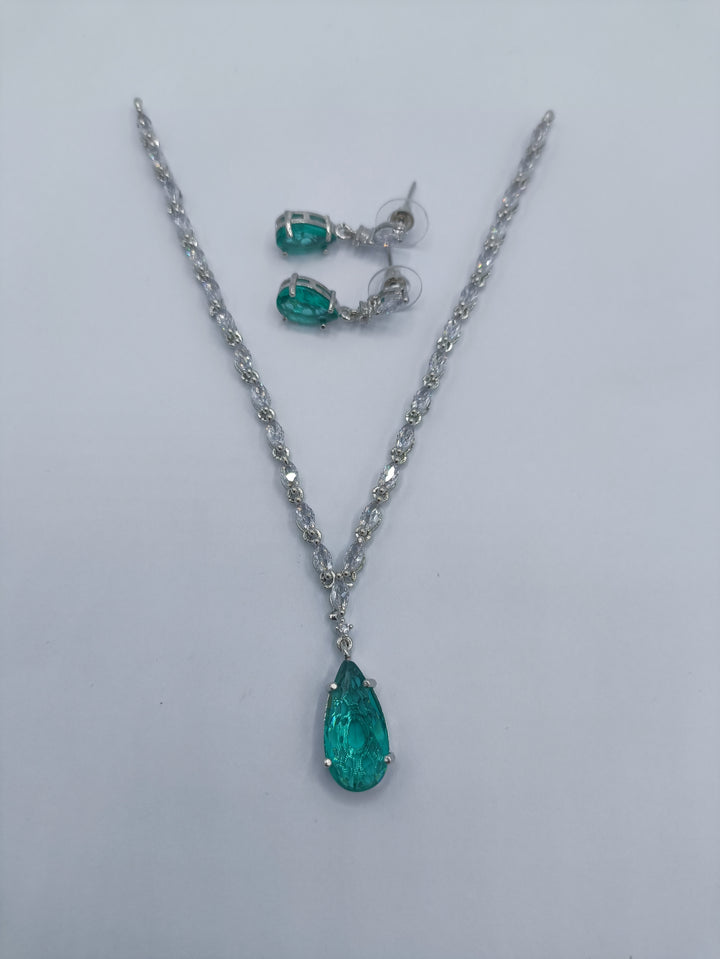 water drop diamond cut neckline