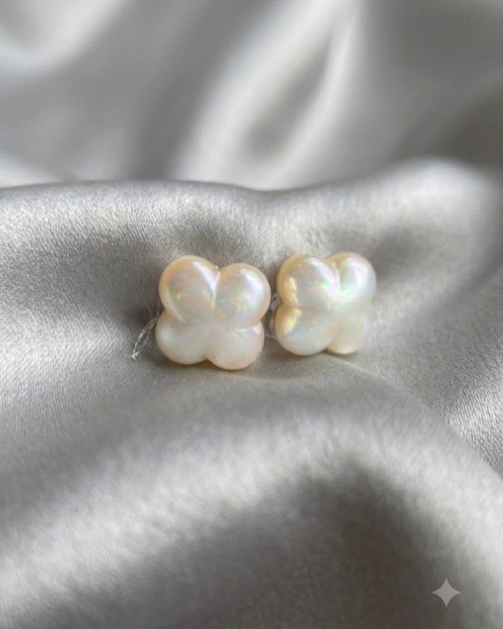 Shine studs