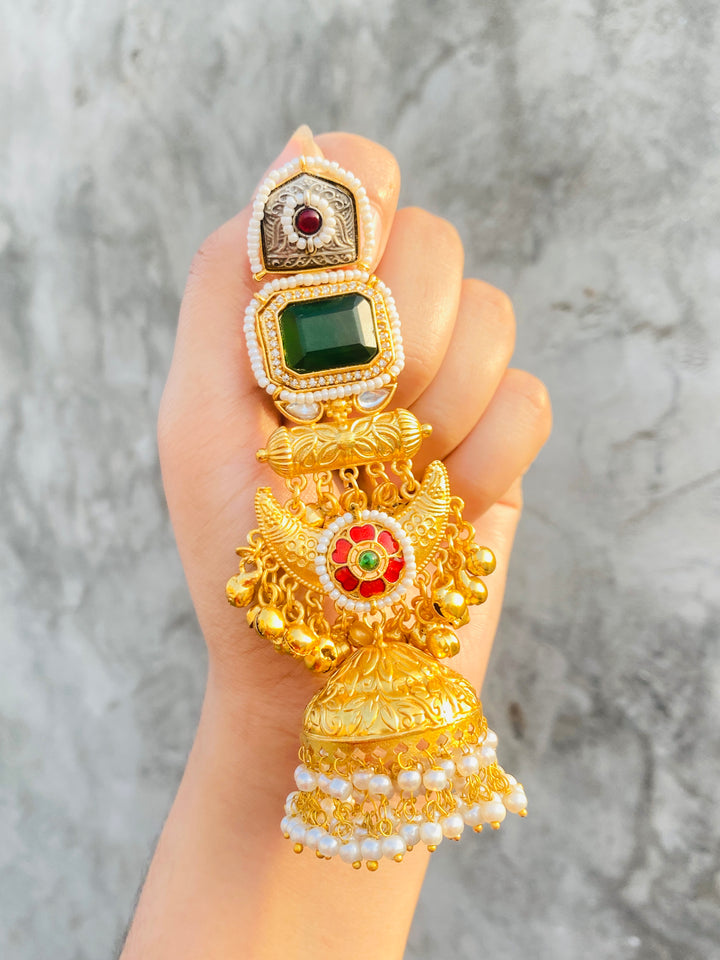 Majestic jhumka