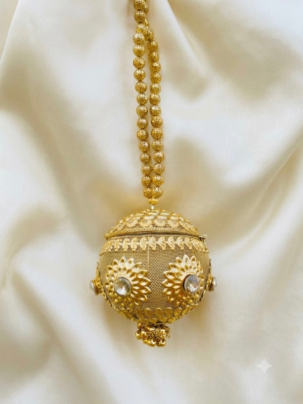 Gilded grace