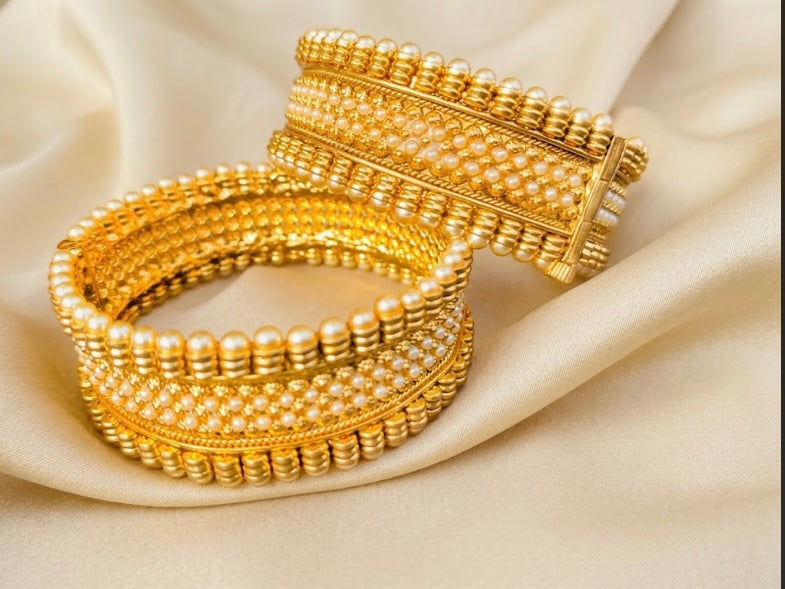 Traditional Kara set