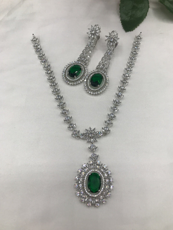 Elegant emerald neckline