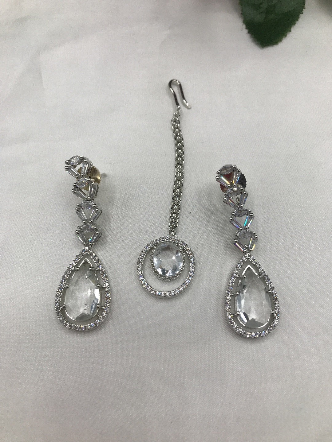 elegant silver neckline