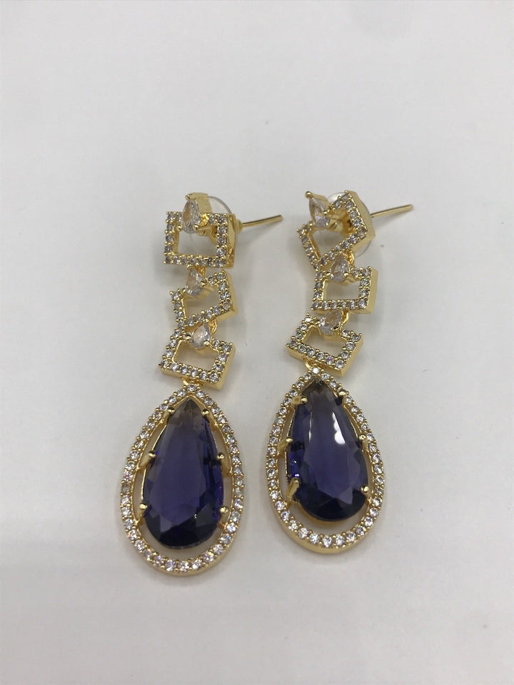 Gold platted neckline