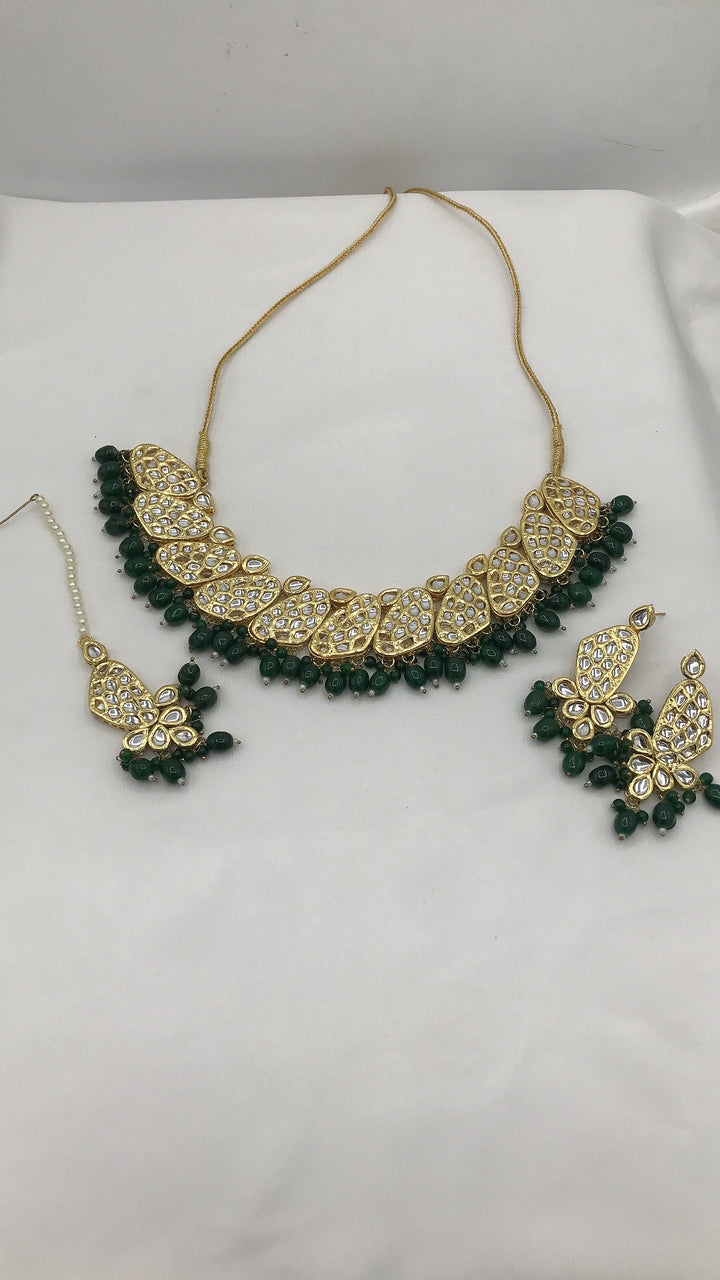 Thappa kundan bottle green set