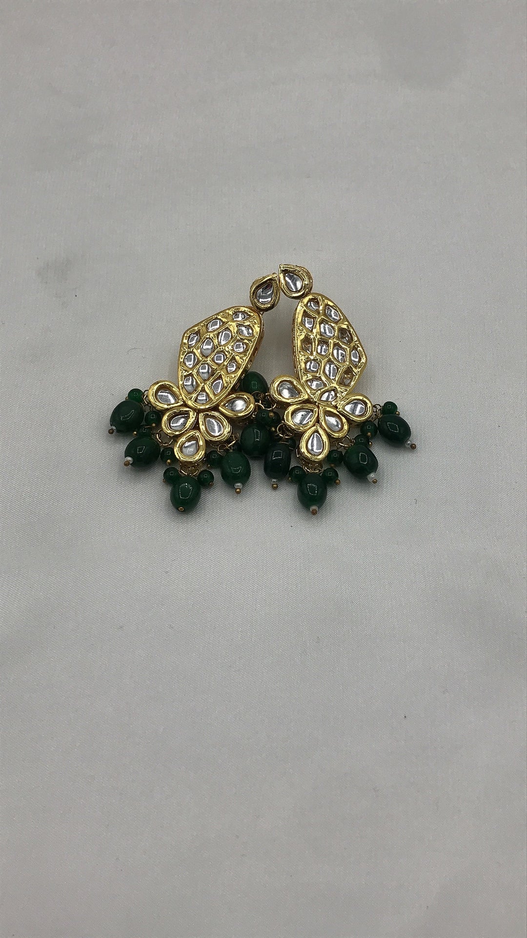 Thappa kundan bottle green set