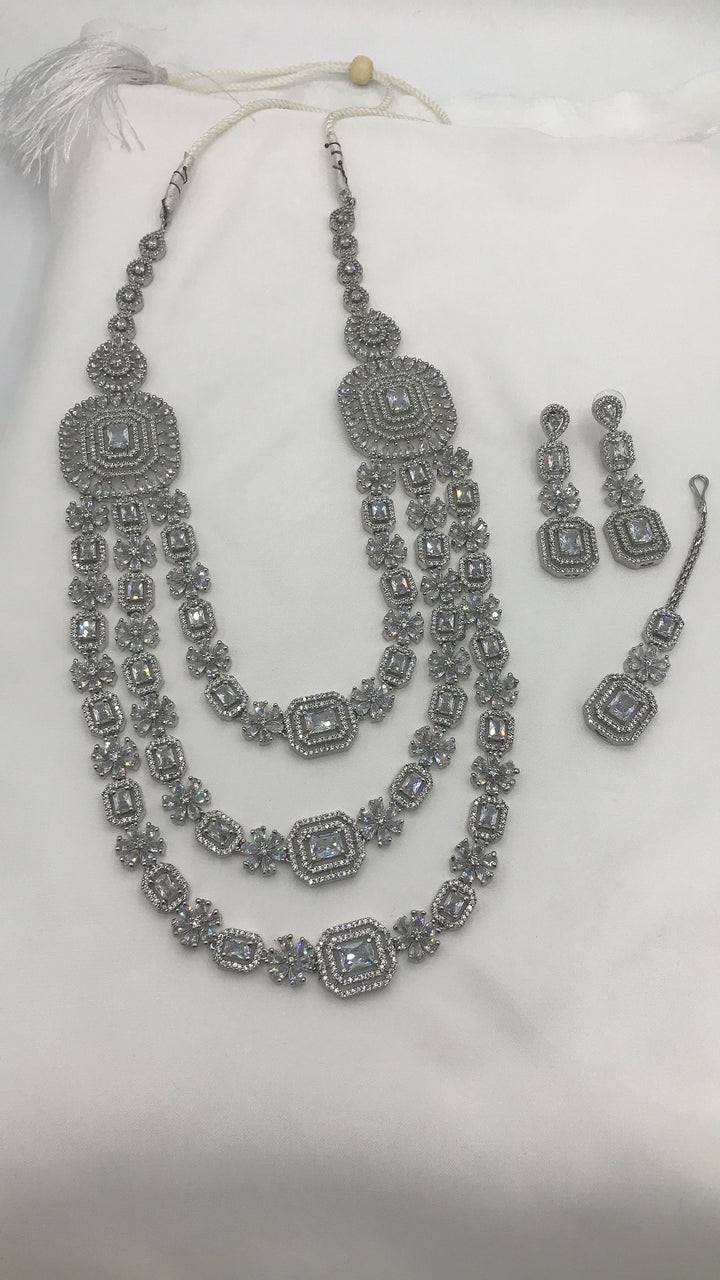 Triple layer bridal mala