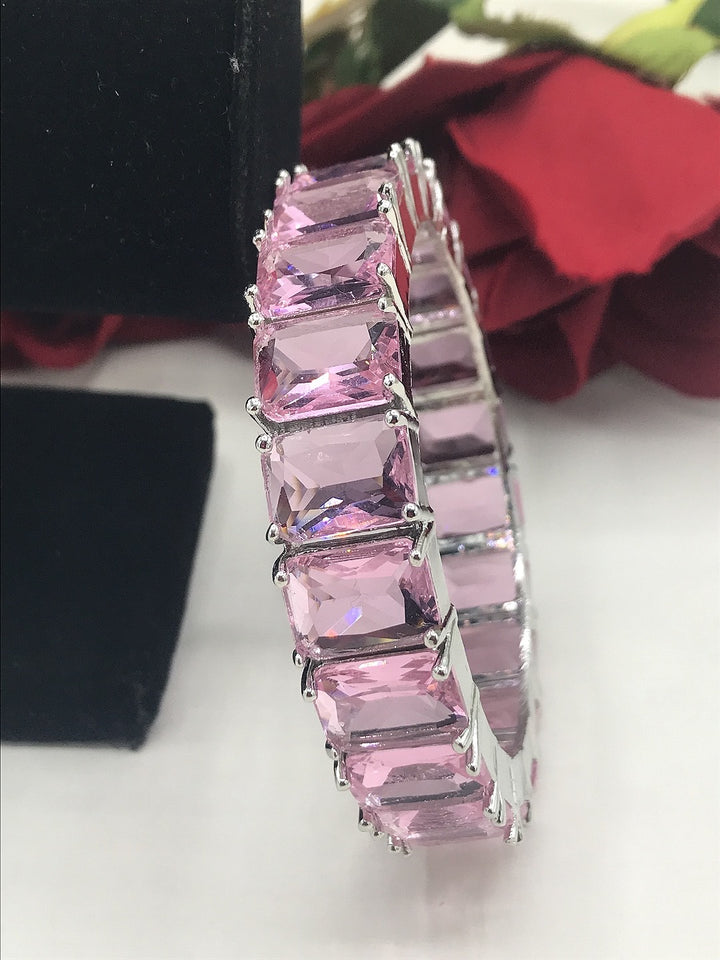 Doublet BANGLE