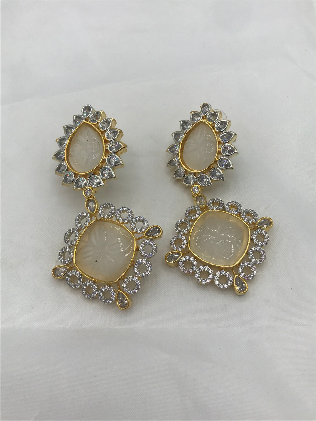 Exclusive Amrapali earring