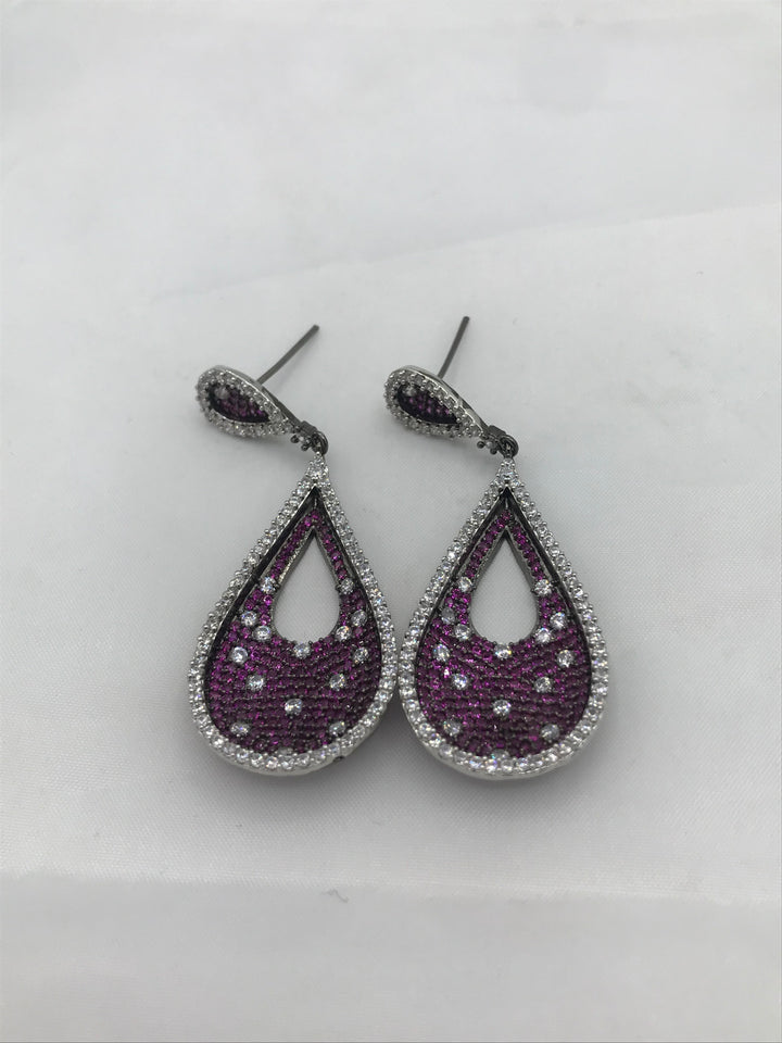 antique vectorial earrings
