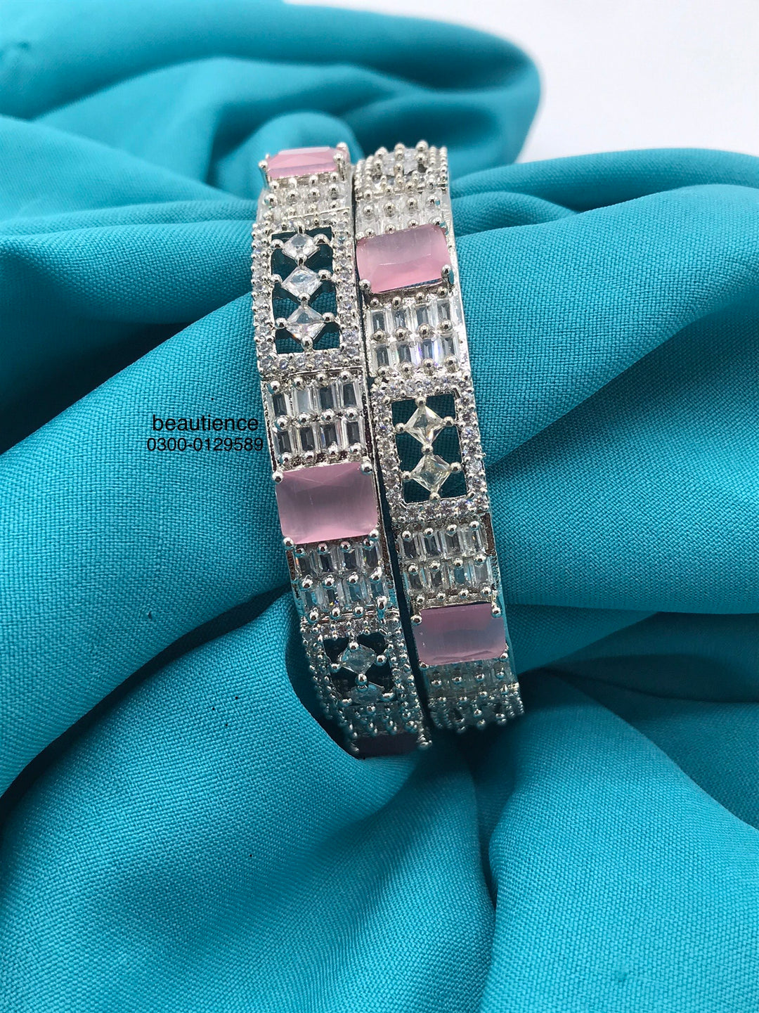 DIAMOND BANGLE/KARA