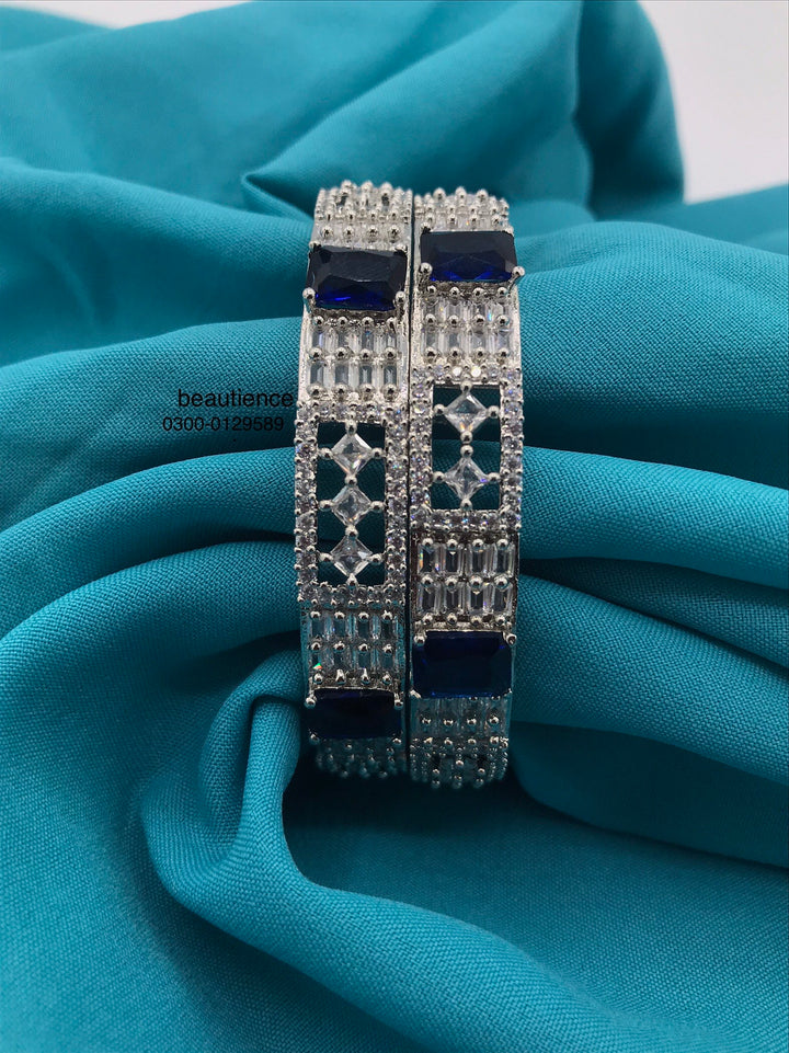 Daimond BANGLE