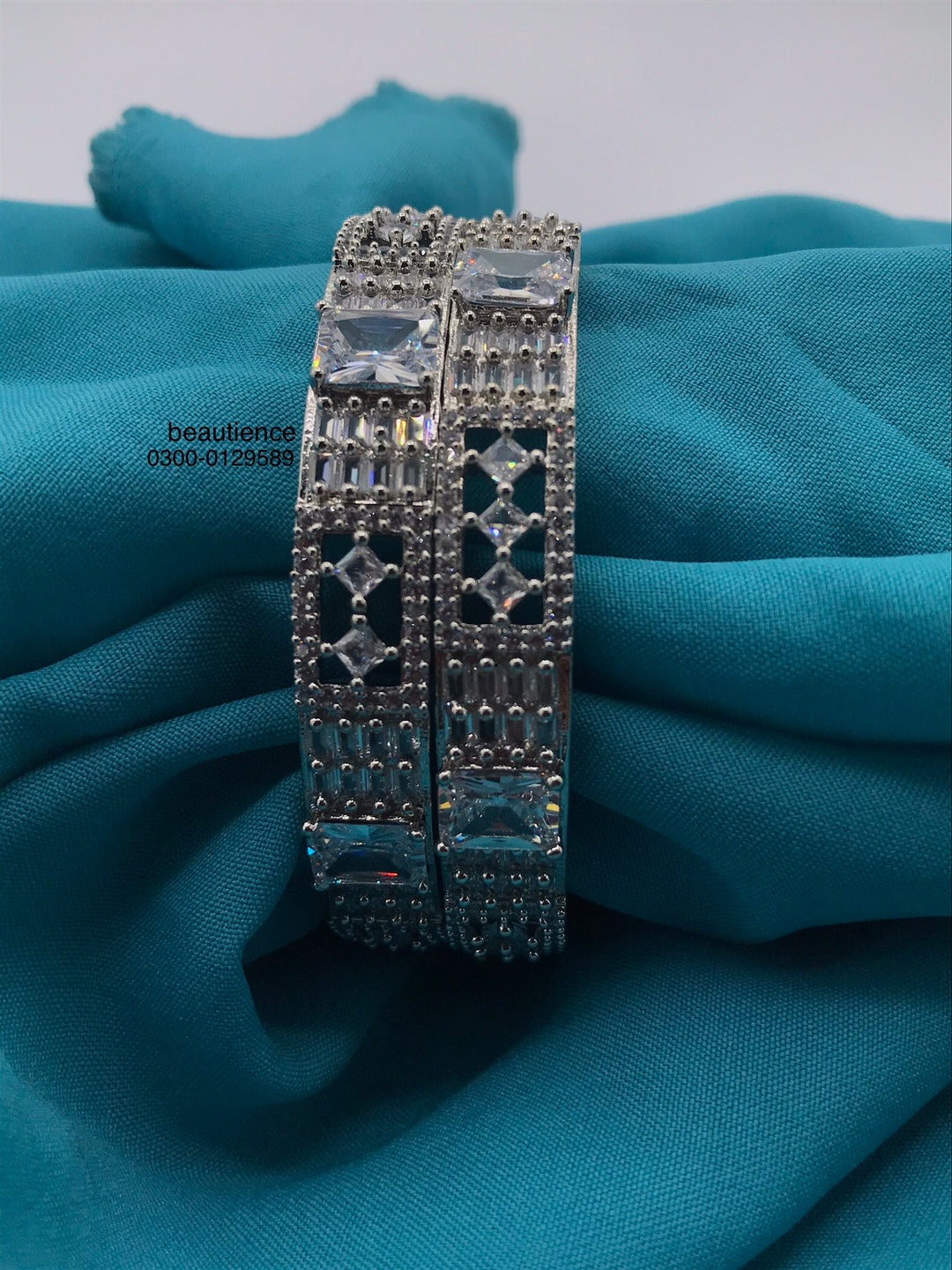 Daimond BANGLE