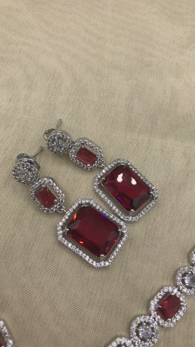 Mesmerizing neckline